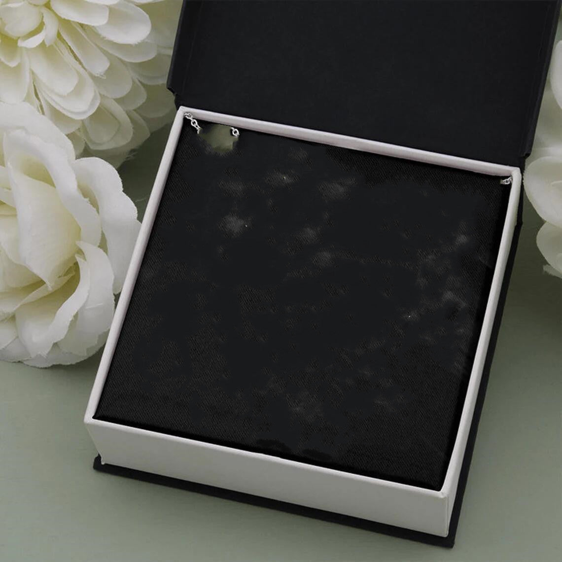"To My Amazing Mom" - Mother's Day Valentine's Day Pendant